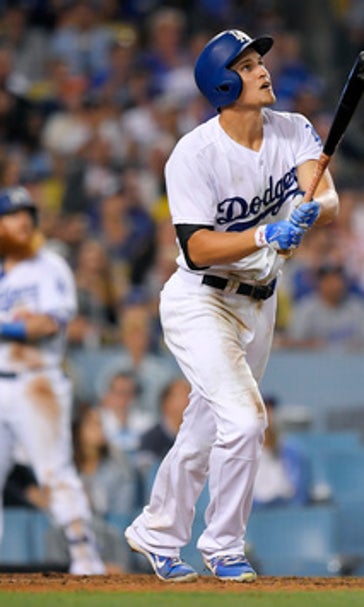 Seager homers twice as Dodgers rally past Giants 6-4 (Jul 28, 2017)